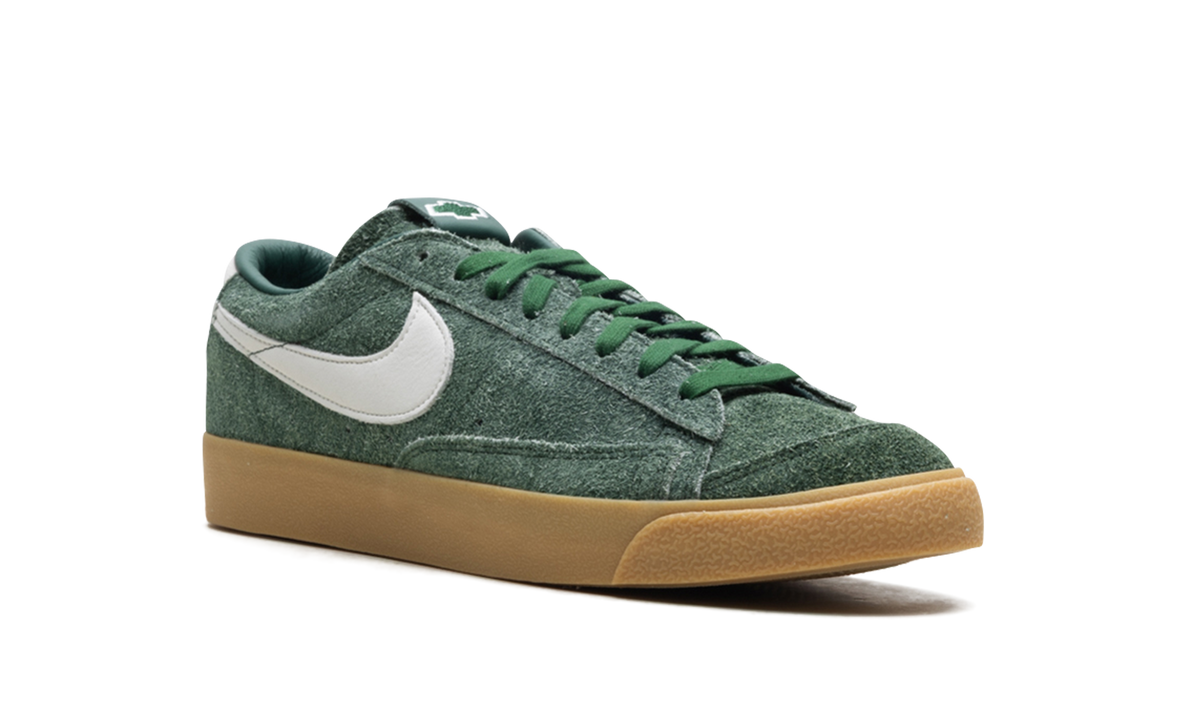 Overkicks - Nike Blazer Low Devin Booker Chevrolet Team Dark Green (HV2197-300) - detalle lateral interior