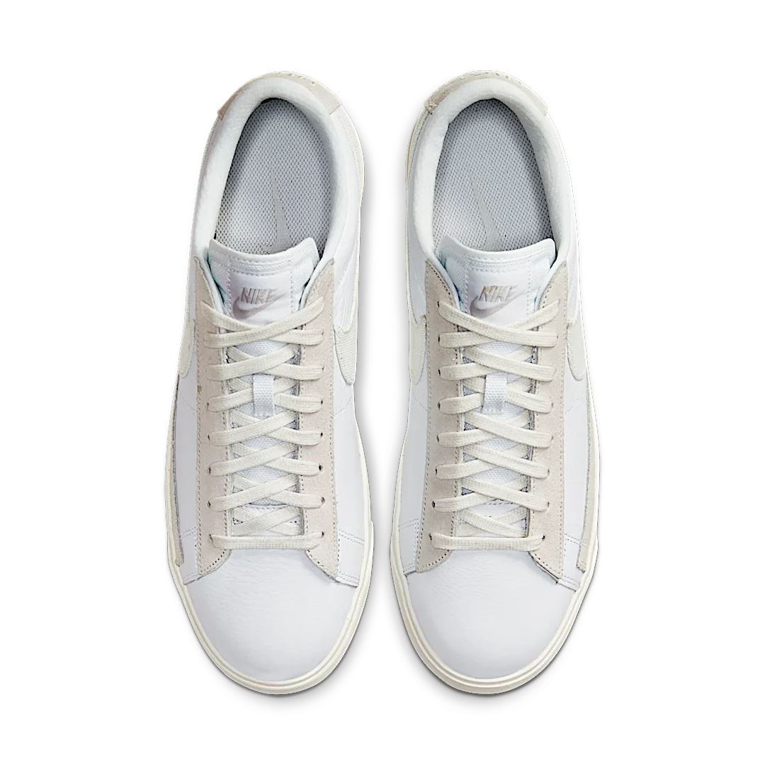 Overkicks - Nike Blazer Low Leather White Sail (CW7585-100) - par completo