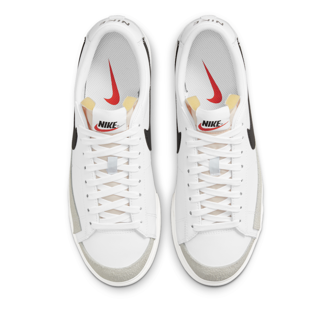 Overkicks - Nike Blazer Low Platform White Black (Womens) (DJ0292-101) - vista trasera