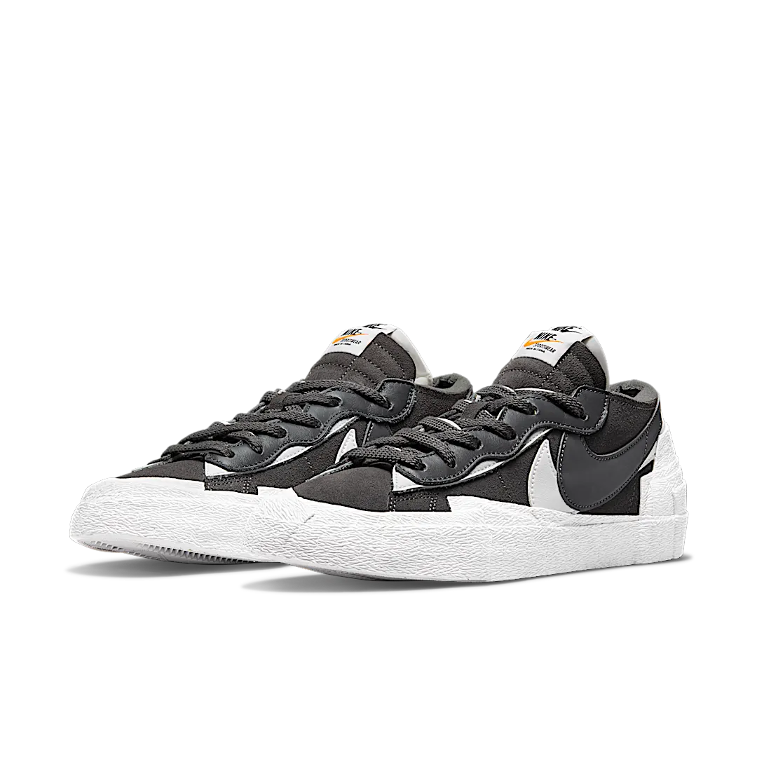 Overkicks - Nike Blazer Low sacai Iron Grey (DD1877-002) - vista trasera