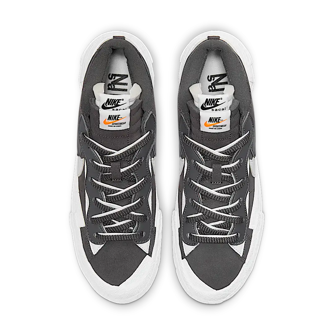 Overkicks - Nike Blazer Low sacai Iron Grey (DD1877-002) - par completo