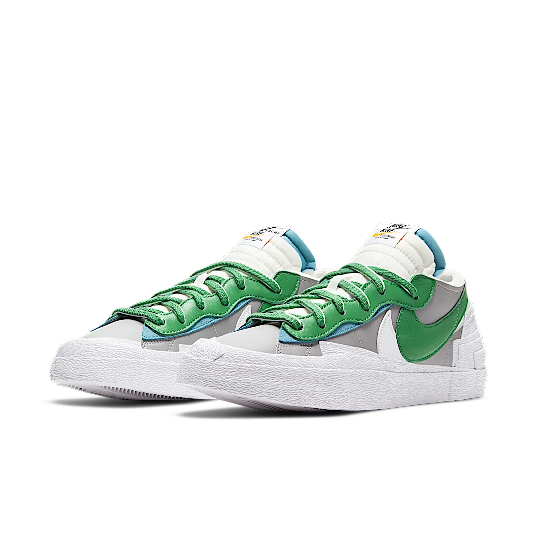 Overkicks - Nike Blazer Low sacai Medium Grey Classic Green (DD1877-001) - vista trasera