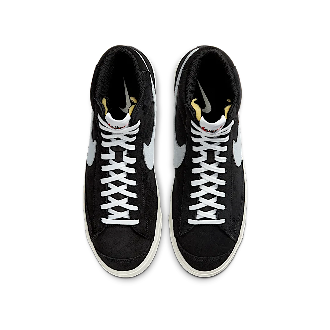 Overkicks - Nike Blazer Mid 77 Black Suede (CW2371-001) - par completo