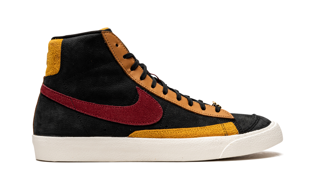 Overkicks - Nike Blazer Mid 77 Black Team Red University Gold (Womens) (CU6442-001) - detalle talon