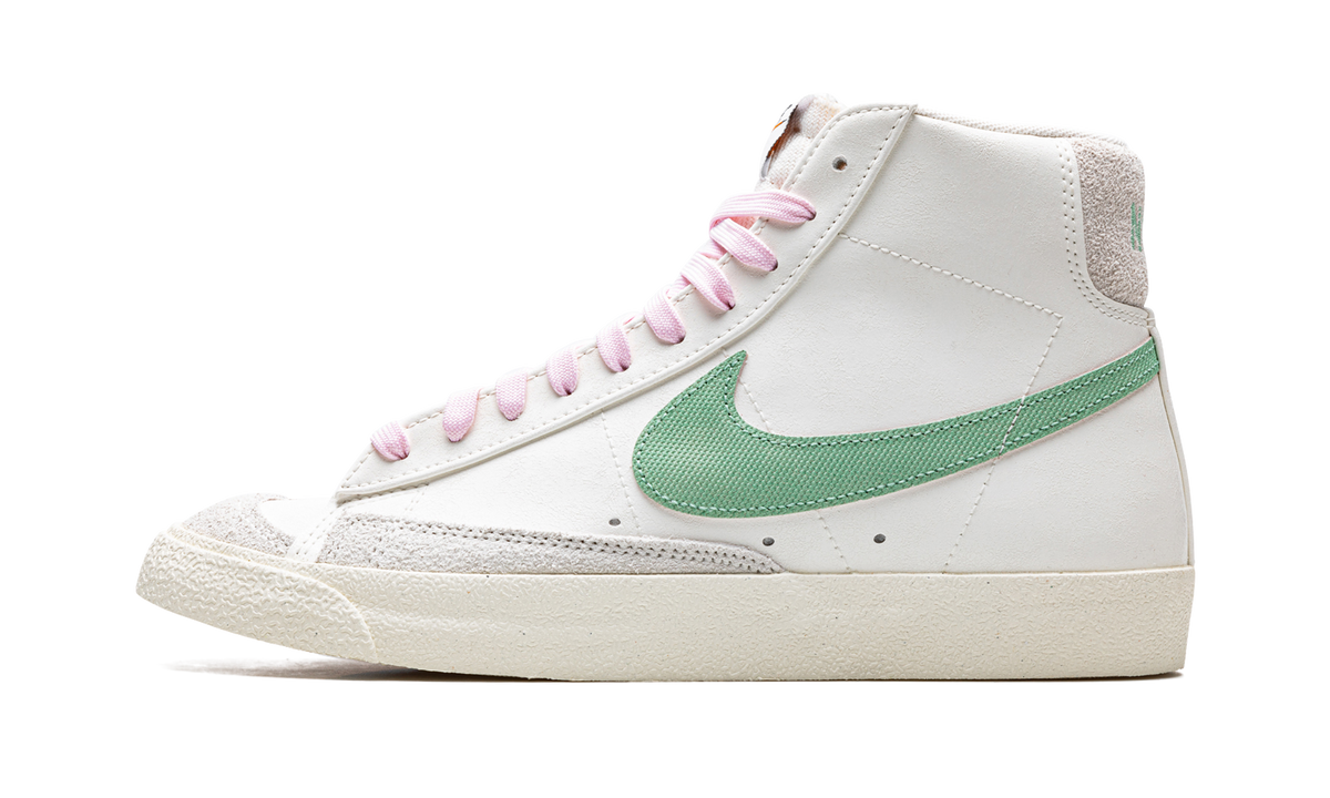 Overkicks - Nike Blazer Mid 77 Premium Certified Fresh (DO9787-100) - vista lateral
