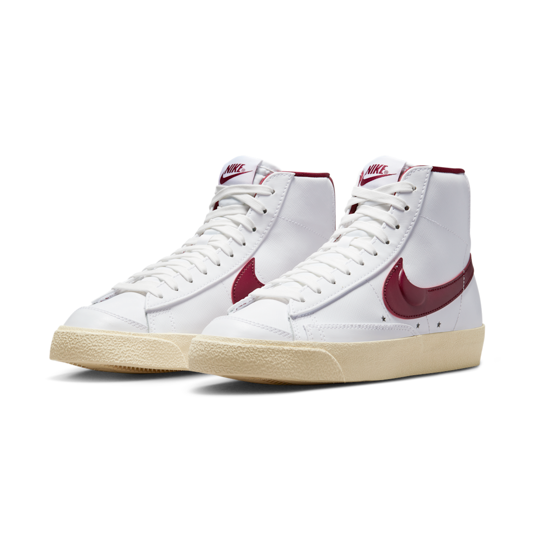Overkicks - Nike Blazer Mid 77 SE Sisterhood (Womens) (DV7003-100) - vista trasera