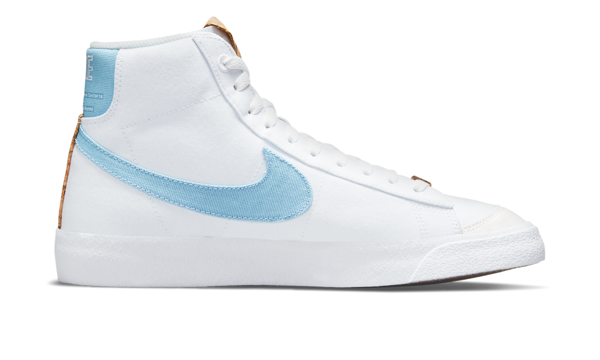 Overkicks - Nike Blazer Mid 77 White Indigo (CI1166-100) - detalle suela