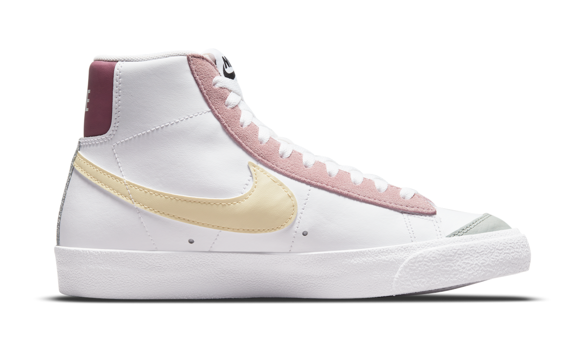 Overkicks - Nike Blazer Mid 77 White Pink Green Yellow (Womens) (DN5052-100) - detalle suela
