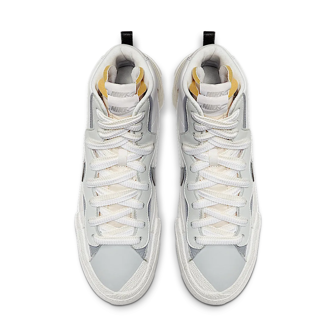 Overkicks - Nike Blazer Mid sacai White Grey (BV0072-100) - par completo