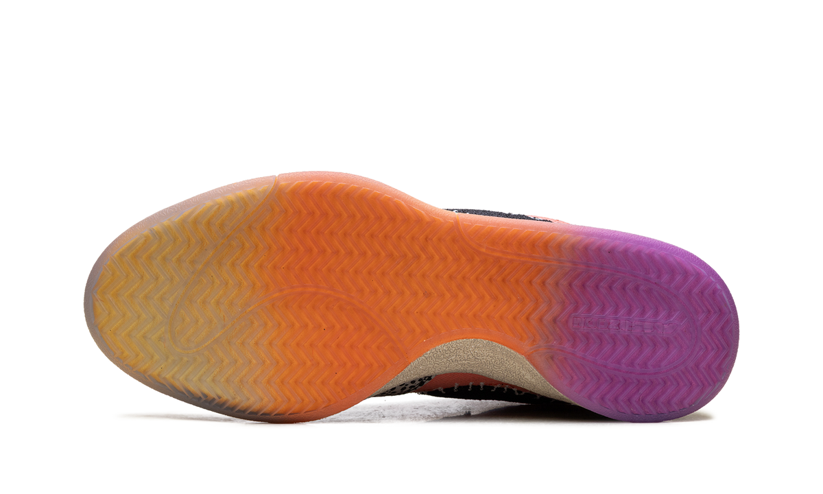 Overkicks - Nike Book 1 What The (IH1335-100) - vista superior