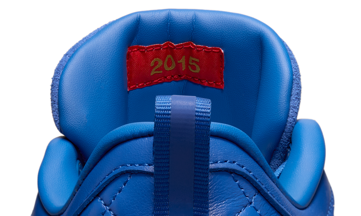 Overkicks - Nike Book 2 Just Book (IR6442-400/IR6444-400) - detalle