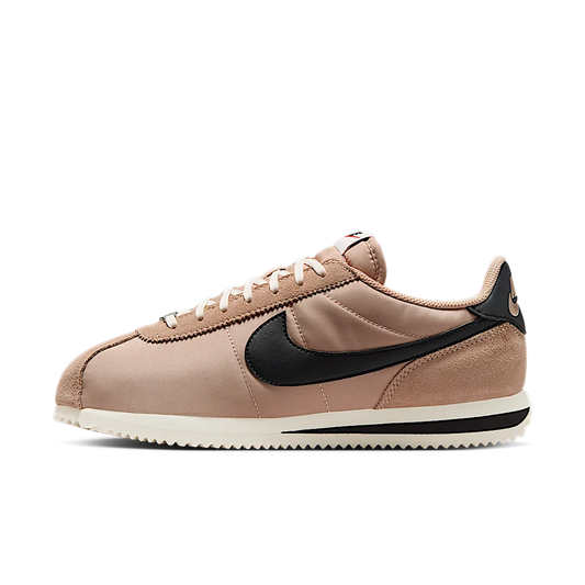 Overkicks - Nike Cortez Desert Black Sail (IF1764-200) - vista lateral