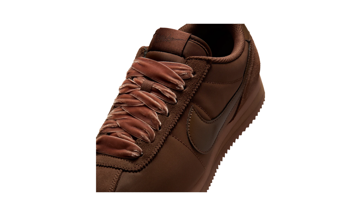 Overkicks - Nike Cortez Fauna Brown Cacao Wow (IM6034-200) - detalle lateral interior
