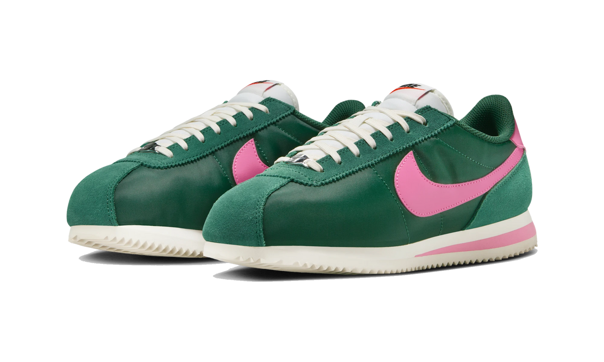Overkicks - Nike Cortez Fir Sail Pinksicle (Womens) (IF1764-300) - vista trasera