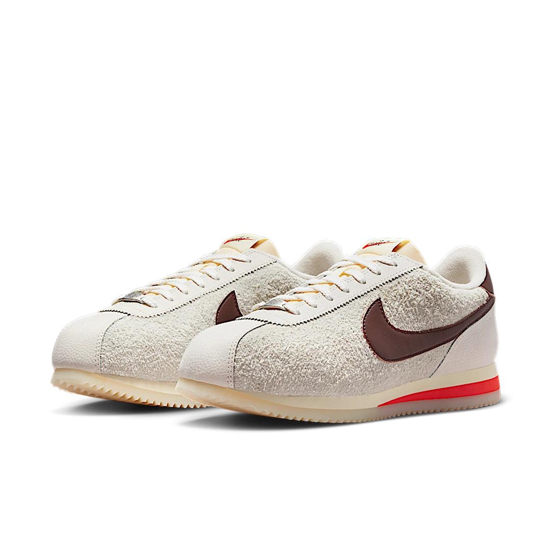 Overkicks - Nike Cortez Light Orewood Brown (FD2013-100) - vista trasera