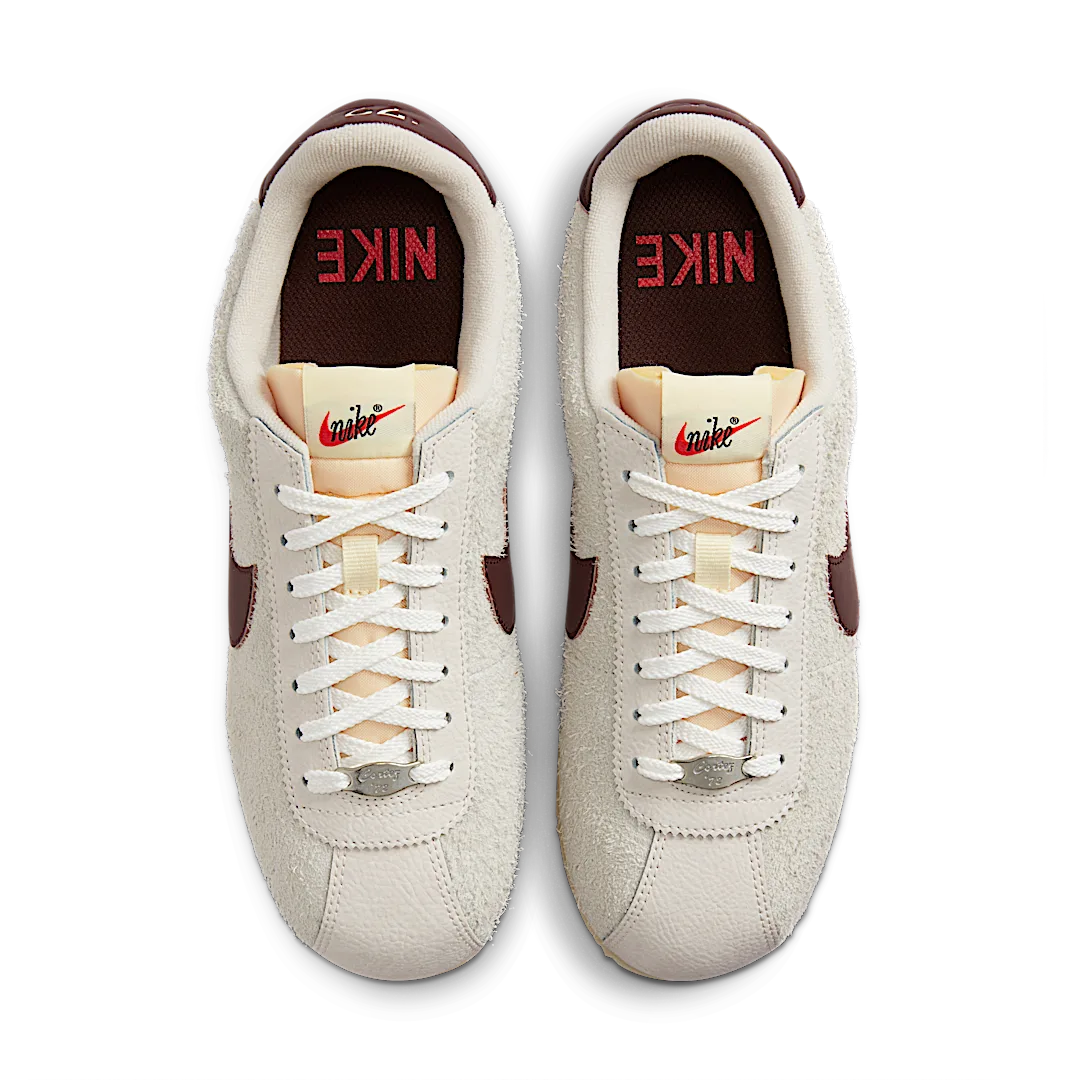 Overkicks - Nike Cortez Light Orewood Brown (FD2013-100) - par completo