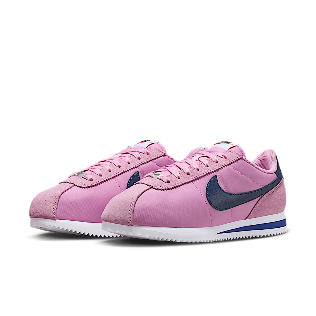 Overkicks - Nike Cortez TXT Beyond Pink Blue Void (Womens) (DZ2795-602) - vista trasera