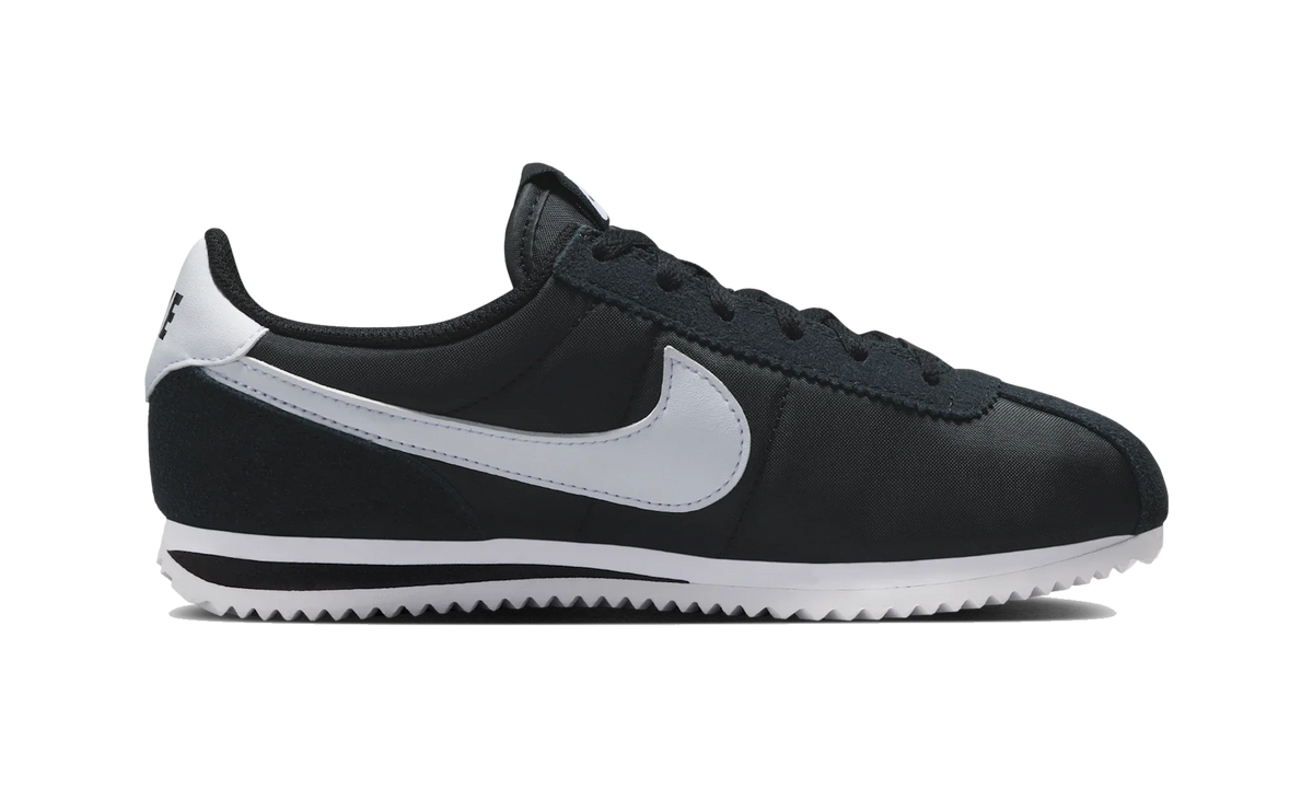 Overkicks - Nike Cortez Textile Black White (GS) (IH7654-002) - imagen 4