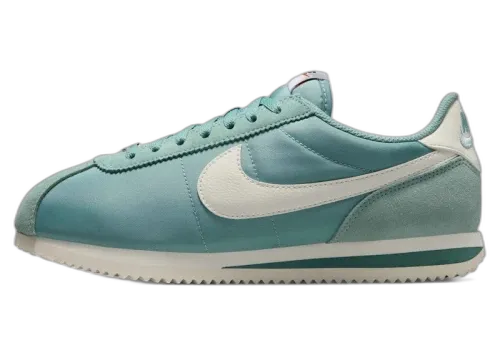 Overkicks - Nike Cortez Textile Cannon Alabaster (Women's) (DZ2795-006) - vista lateral