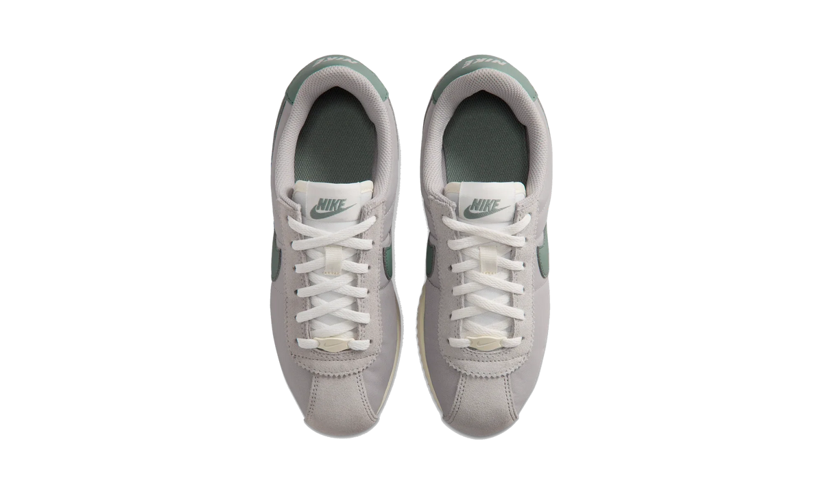 Overkicks - Nike Cortez Textile College Grey Clay Green (GS) (IH7654-005) - imagen 5