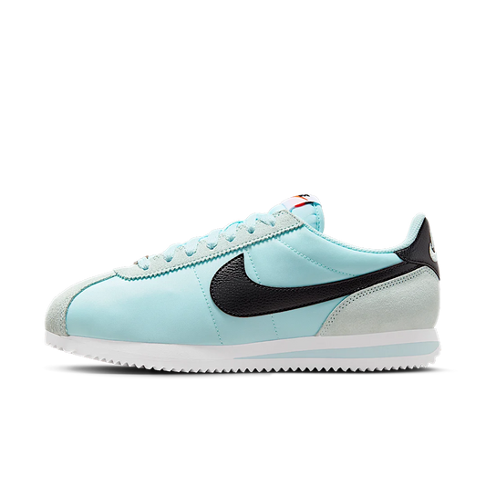 Overkicks - Nike Cortez Textile Glacier Blue (Womens) (DZ2795-401) - vista lateral