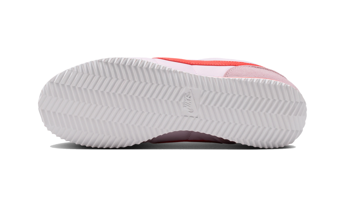 Overkicks - Nike Cortez Textile Pink Foam Light Crimson (Womens) (DZ2795-609) - par completo