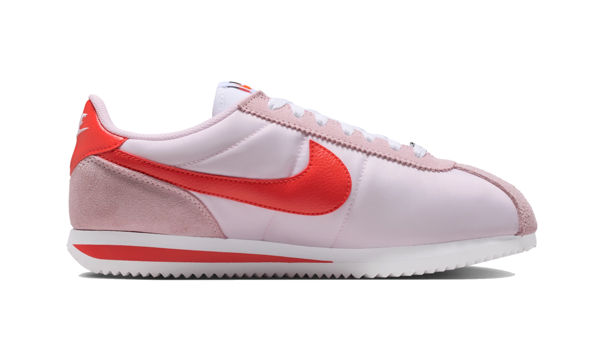 Overkicks - Nike Cortez Textile Pink Foam Light Crimson (Womens) (DZ2795-609) - detalle suela