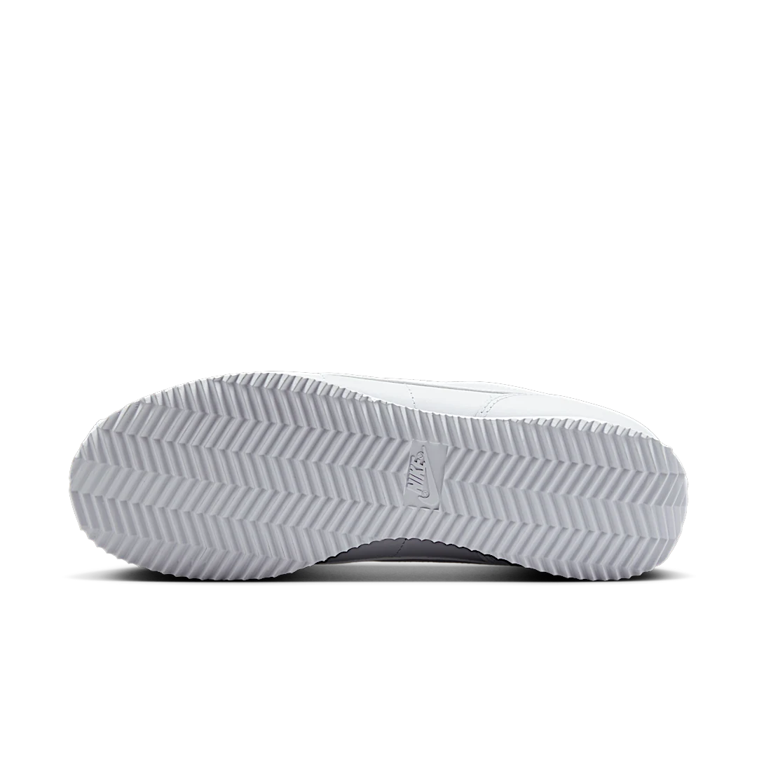 Overkicks - Nike Cortez Triple White (DN1791-109) - detalle suela
