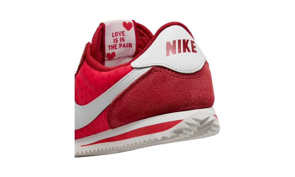 Overkicks - Nike Cortez Valentine's Day (GS) (HV5166-696) - imagen 10