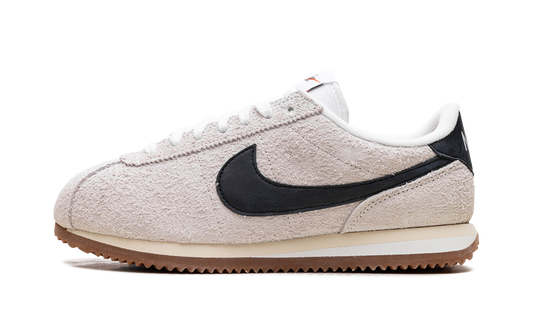 Overkicks - Nike Cortez Vintage Muslin Black (FJ2530-102) - vista lateral