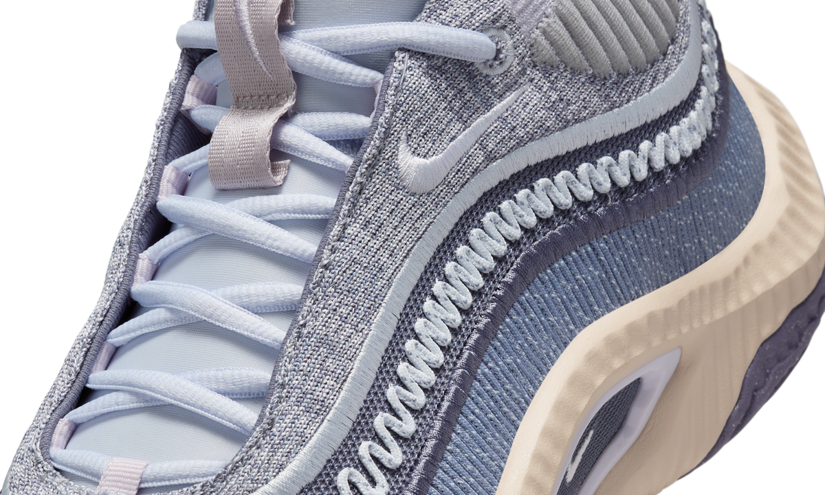 Overkicks - Nike Cosmic Unity 3 Be True To Her School (DV2757-006) - detalle lateral interior