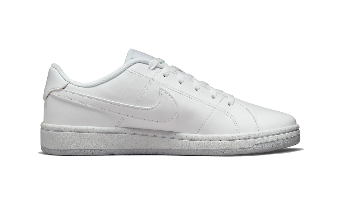 Overkicks - Nike Court Royale 2 Triple White (Womens) (DH3159-100) - detalle suela