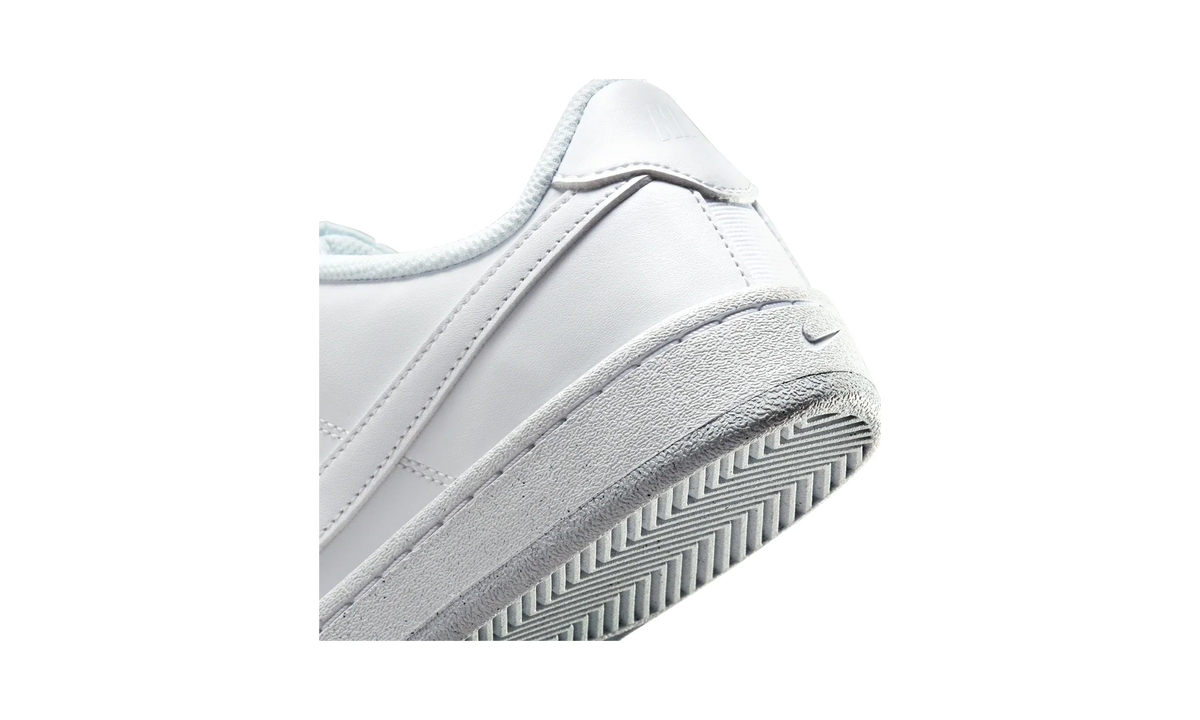 Overkicks - Nike Court Royale 2 Triple White (Womens) (DH3159-100) - detalle
