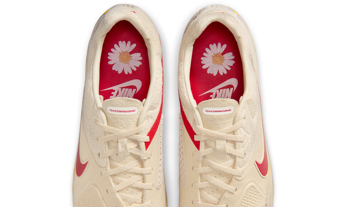 Overkicks - Nike Cryoshot CTR360 Maestri II G-Dragon Peaceminusone Natural University Red (HQ1460-100) - vista superior