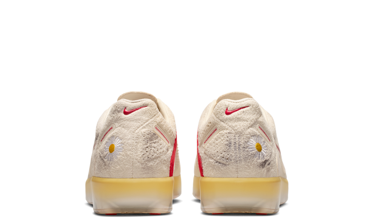 Overkicks - Nike Cryoshot CTR360 Maestri II G-Dragon Peaceminusone Natural University Red (HQ1460-100) - detalle talon