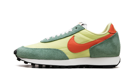 Overkicks - Nike Daybreak Limelight Electro Orange (BV7725-300) - vista lateral