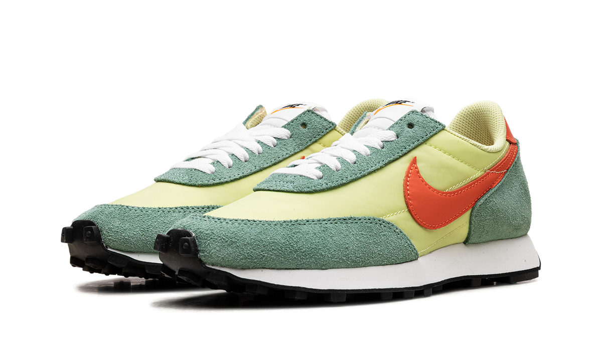 Overkicks - Nike Daybreak Limelight Electro Orange (BV7725-300) - vista trasera