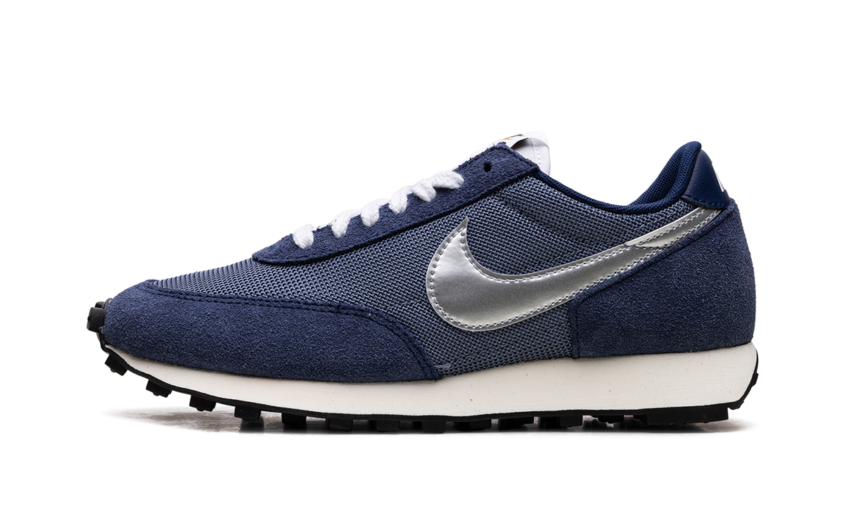 Overkicks - Nike Daybreak SP Blue Void Diffused Blue (BV7725-401) - vista lateral