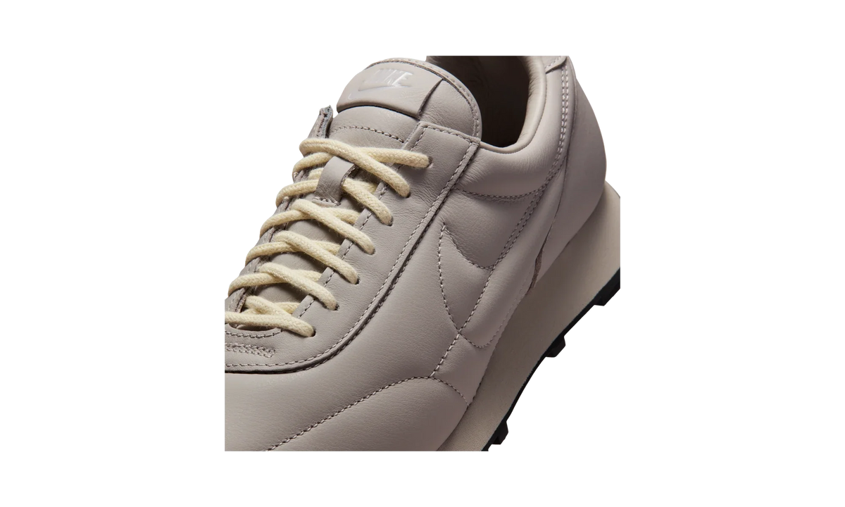 Overkicks - Nike Daybreak SP Moon Particle Light Bone (IO4865-020) - detalle lateral interior