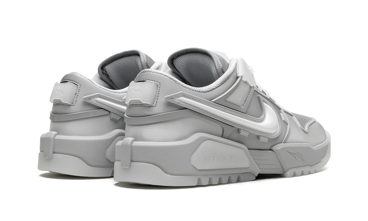 Overkicks - Nike Dunk Genesis Low RTFKT Ghost (Edition of 8461) (HQ3034-001) - par completo