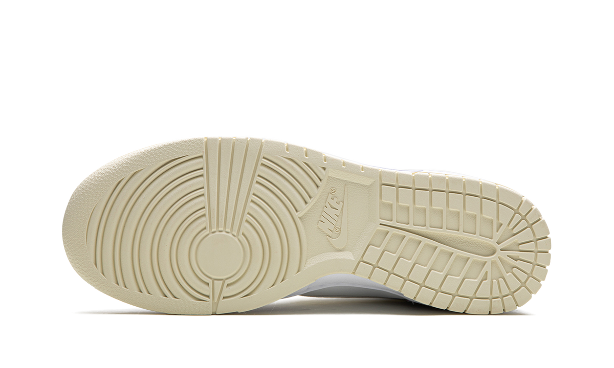Overkicks - Nike Dunk High Coconut Milk Oxygen Purple (FN3504-100) - vista superior