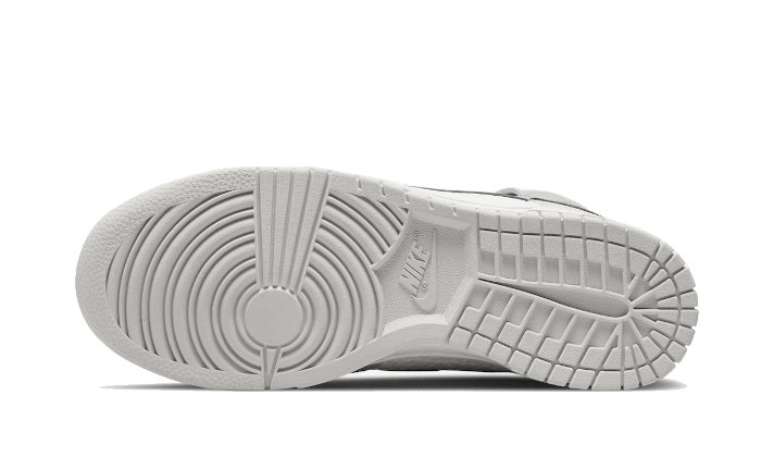 Overkicks - Nike Dunk High FLS (DR7855-100) - par completo