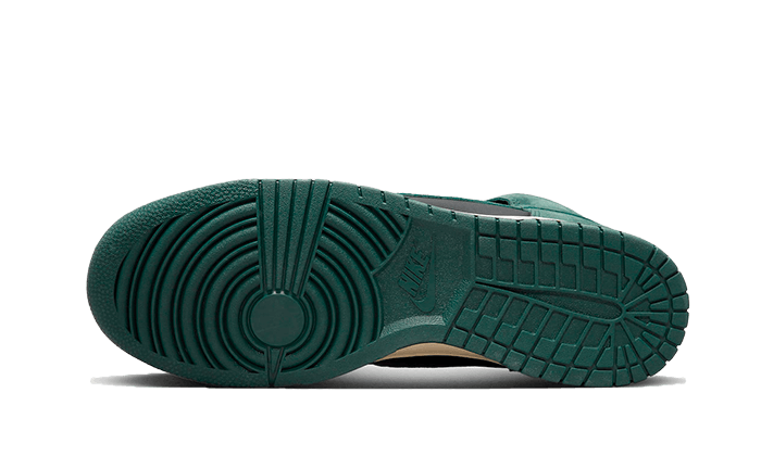 Overkicks - Nike Dunk High Retro PRM Faded Spruce (DQ7679-002) - par completo