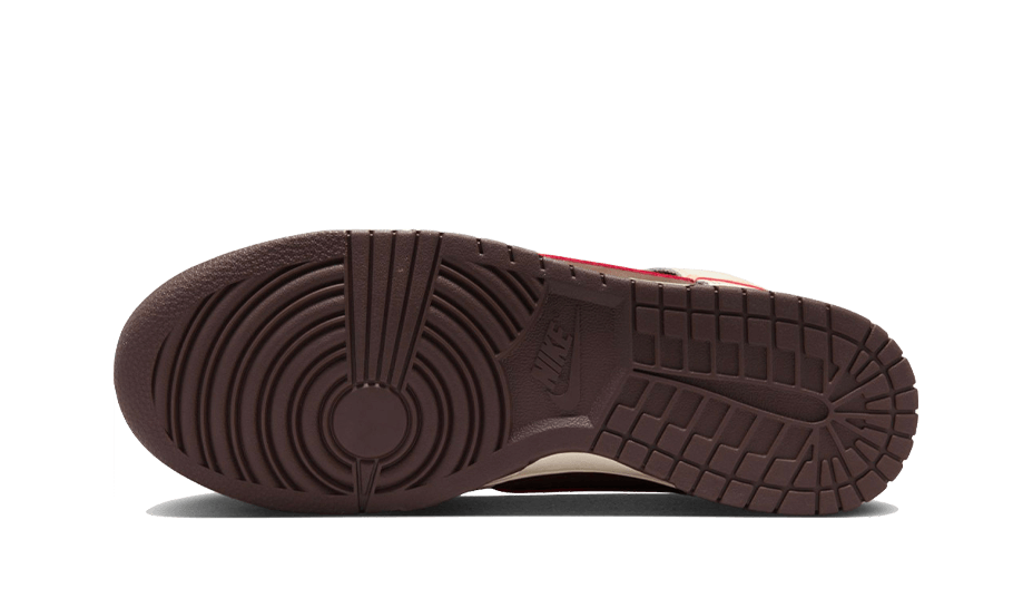 Overkicks - Nike Dunk High SE Baroque Brown (FB8892-200) - par completo