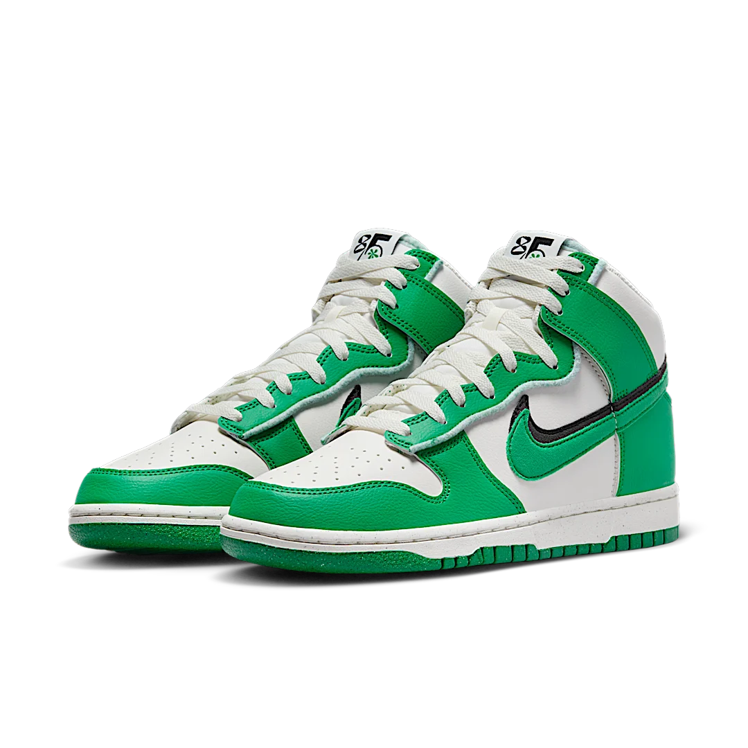 Overkicks - Nike Dunk High SE Stadium Green (DO9775-001) - vista trasera