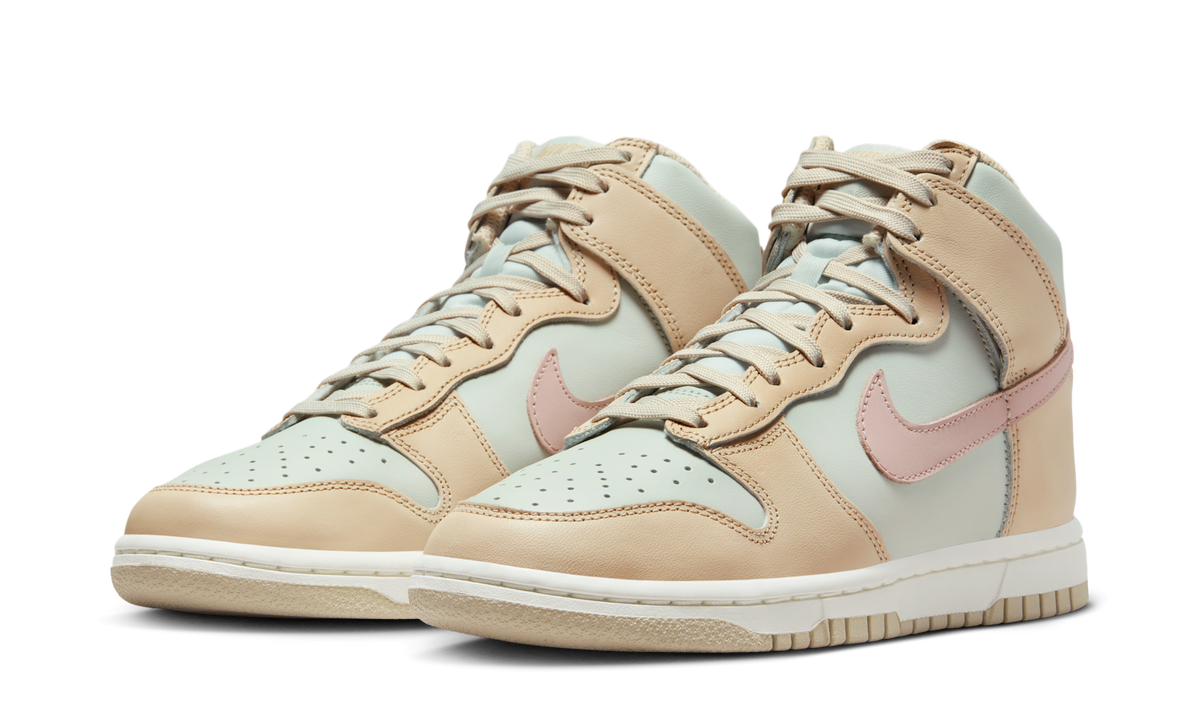 Overkicks - Nike Dunk High Sanddrift Pink Oxford (DD1869-113) - vista trasera