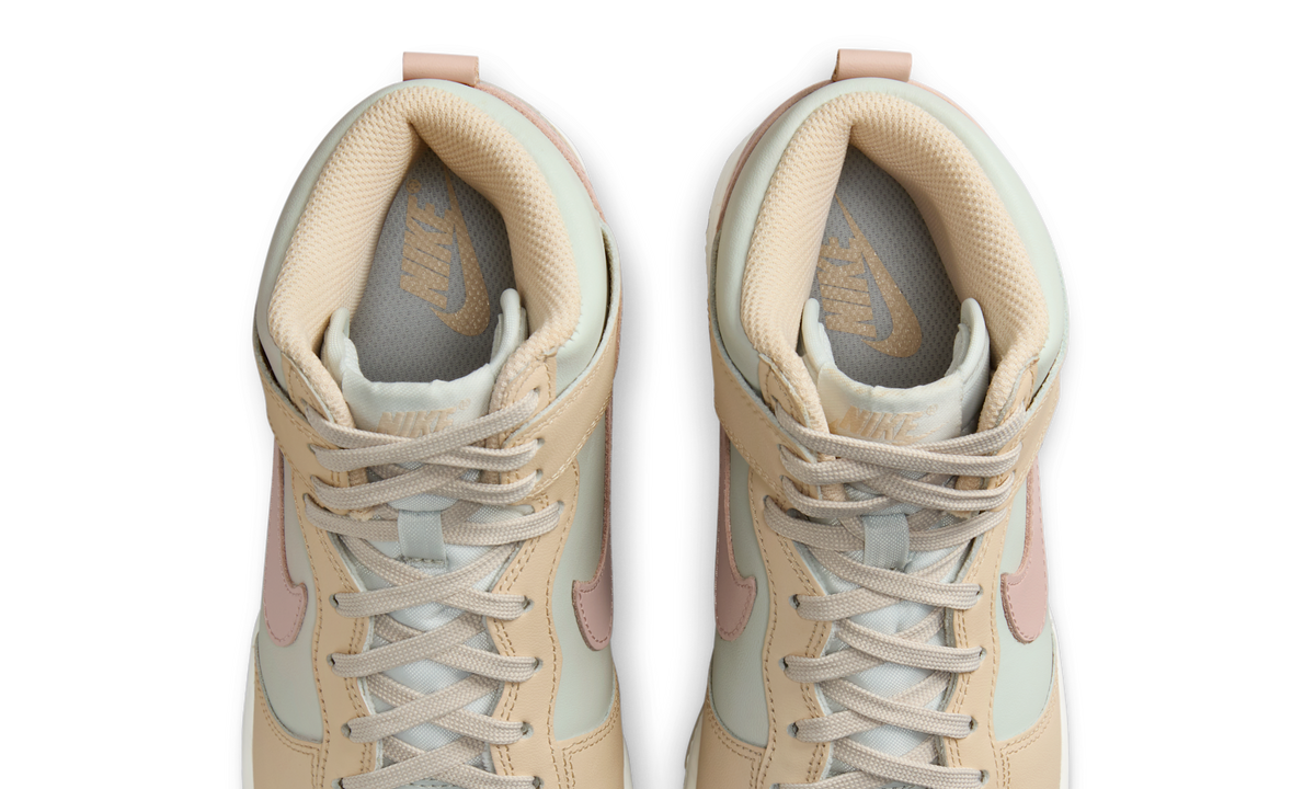 Overkicks - Nike Dunk High Sanddrift Pink Oxford (DD1869-113) - vista superior