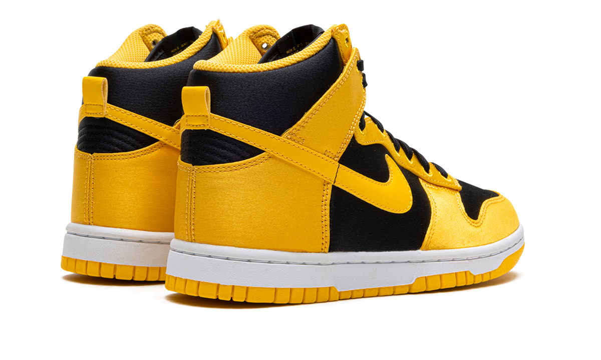Overkicks - Nike Dunk High Satin Goldenrod (FN4216-001) - par completo