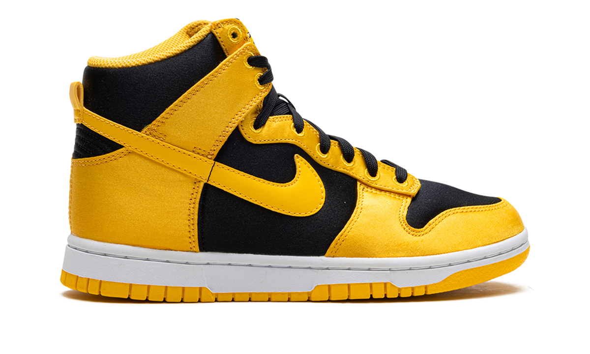 Overkicks - Nike Dunk High Satin Goldenrod (FN4216-001) - detalle talón