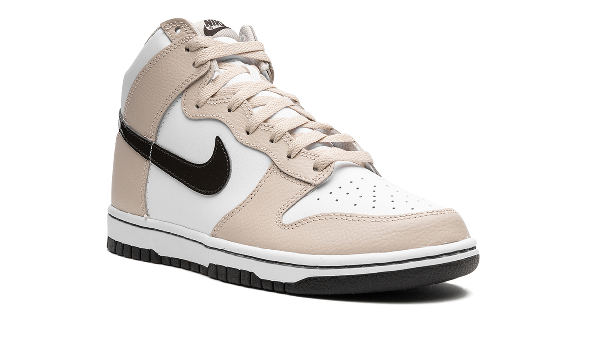 Overkicks - Nike Dunk High White Sanddrift Brown (FD9874-100) - detalle lateral interior